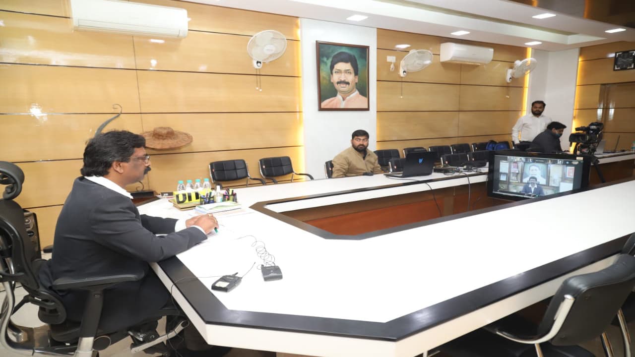 झारखंड की हेमंत सरकार पर्यटन स्थलों को विकसित करने को लेकर गंभीर, नक्सलियों की गोली की जगह गूंजेंगे पर्यटकों के ठहाके