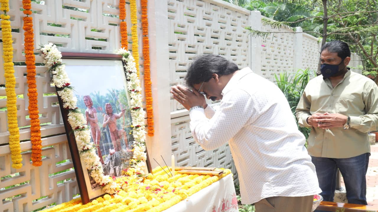 Hool Diwas 2021 : झारखंड में सिदो-कान्हू समेत अन्य अमर शहीदों को किया नमन, सीएम हेमंत बोले- वीर और शहीदों की है धरती, समृद्ध और सशक्त राज्य बनाने पर रहेगा जोर