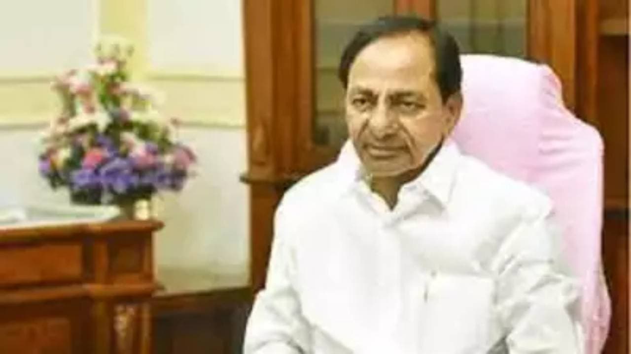 तेलंगाना के सीएम केसीआर के निर्वाचन क्षेत्र में शिवाजी की प्रतिमा का अपमान, शहर में फैला तनाव