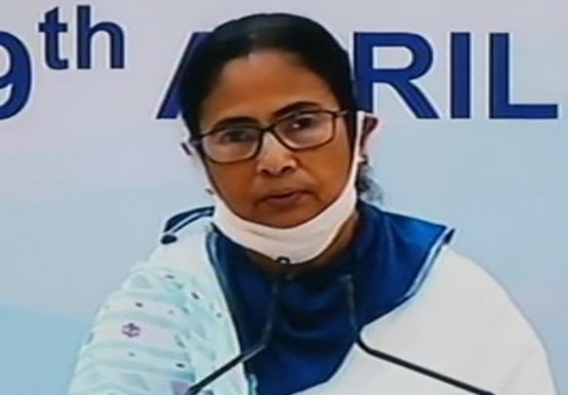 सर्वदलीय बैठक में बोलीं ममता- चीन को आर्थिक मोर्चे पर पस्त करने की जरूरत