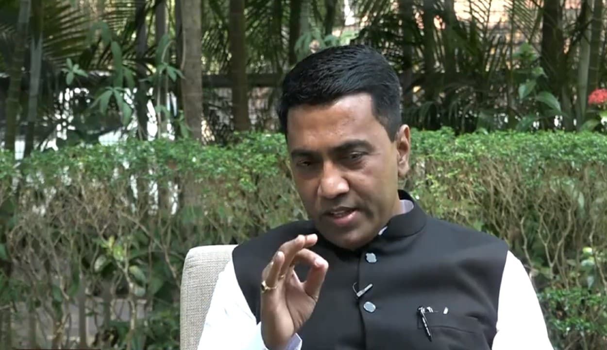 सीएम प्रमोद सावंत की सफाई : 'गोवा में मैं पर्रिकर की विरासत को नहीं कर रहा खत्म, अफवाह फैला रहे हैं लोग'