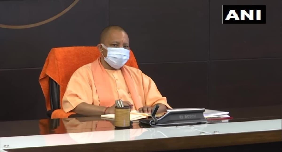 दुर्गा पूजा से पहले योगी सरकार का बड़ा तोहफा, यूपी की 1.23 लाख महिलाओं को हर महीने दिए जाएंगे 200 रुपये