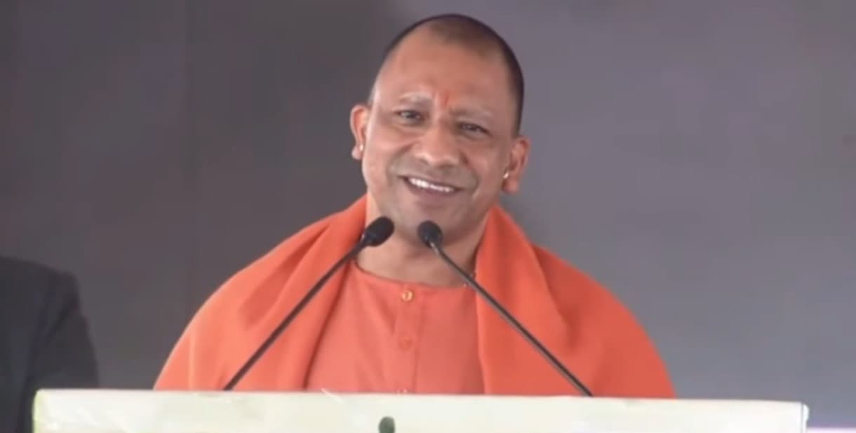 Aligarh News: करोड़ों की सौगात लेकर आए CM योगी बोले- कुछ लोगों को श्रीकृष्ण कोस रहे होंगे विकास न करने पर