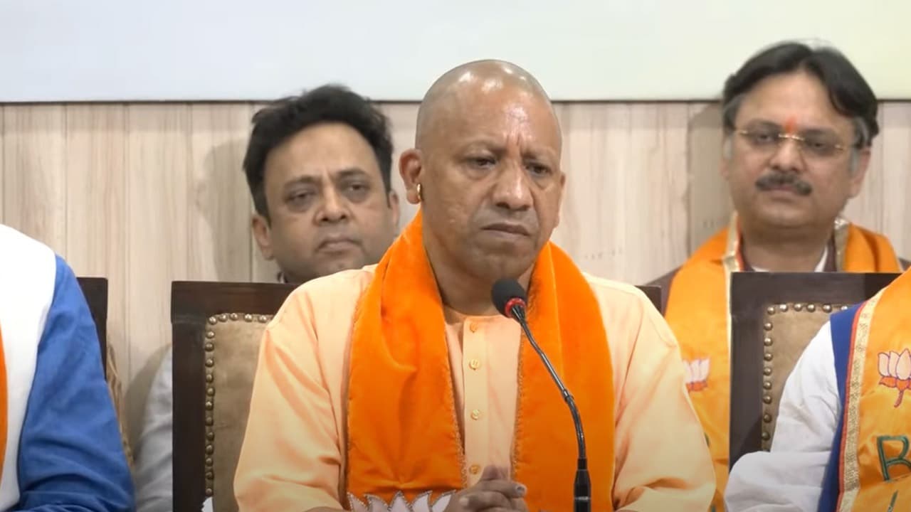 UP Nikay Chunav Results: सभी 17 मेयर पदों पर भाजपा का क्लीन स्वीप, CM योगी बोले- अब तक की सबसे बड़ी जीत UP Nikay Chunav Results: सभी 17 मेयर पदों पर भाजपा का क्लीन स्वीप, CM योगी बोले- अब तक की सबसे बड़ी जीत