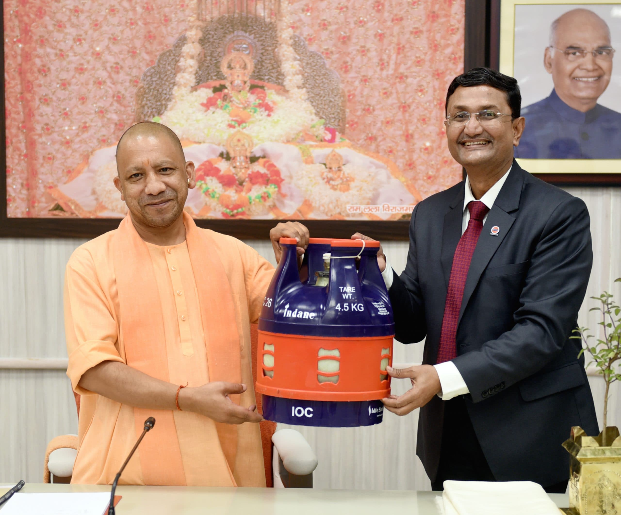 लखनऊ, गोरखपुर, कानपुर, प्रयागराज और वाराणसी में मिल रहा ट्रांसपैरेंट कम्पोजिट सिलेंडर, दंग कर देंगी खूबियां