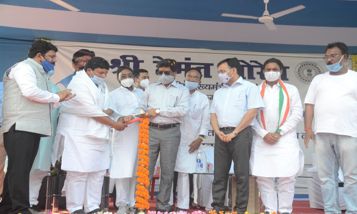 मोदी सरकार पर बरसे सीएम हेमंत सोरेन, कहा- हम भीख नहीं, छीन कर लेंगे अपना अधिकार