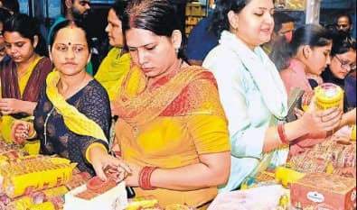 आज पटना में होगी 2600 कार और 7000 बाइक की डिलीवरी, सोना खरीदने से पहले जानें जरुरी बातें