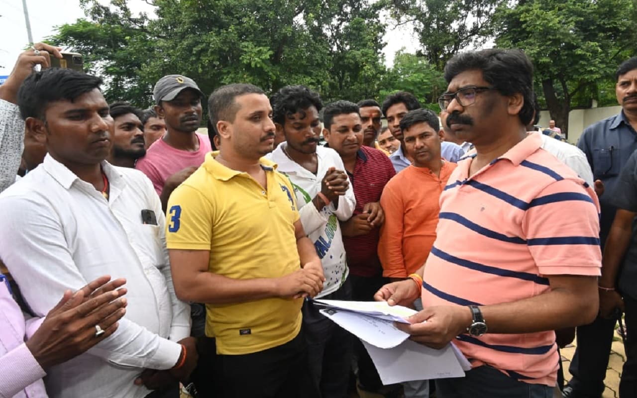 JTET News: CM हेमंत सोरेन ने अखिल झारखंड सीटेट उत्तीर्ण अभ्यर्थी संघ को दिया न्याय का भरोसा, कही ये बात