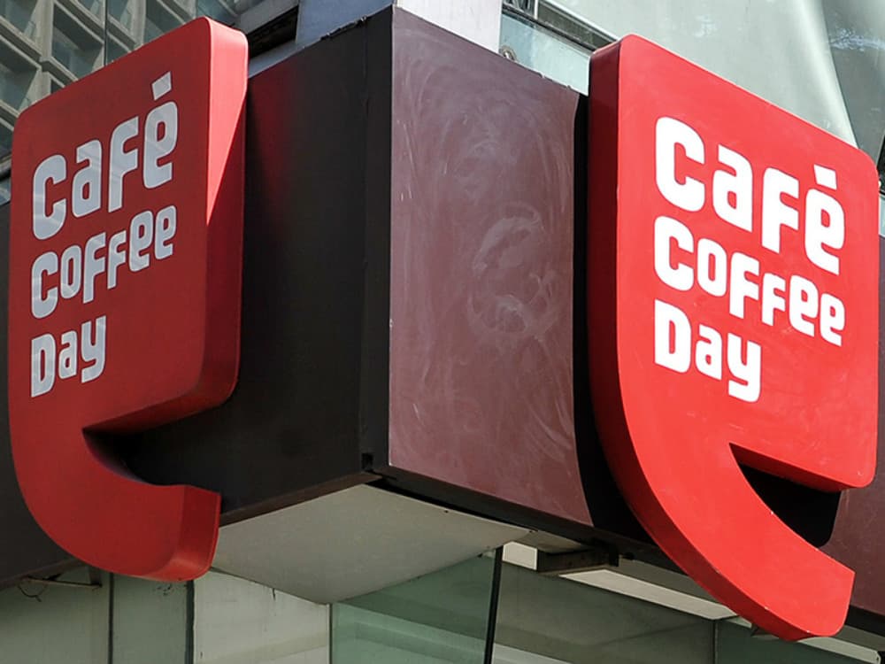 Cafe Coffee Day ने अप्रैल से जून तक बंद किये अपने 280 आउटलेट्स, सता रही खर्च की चिंता