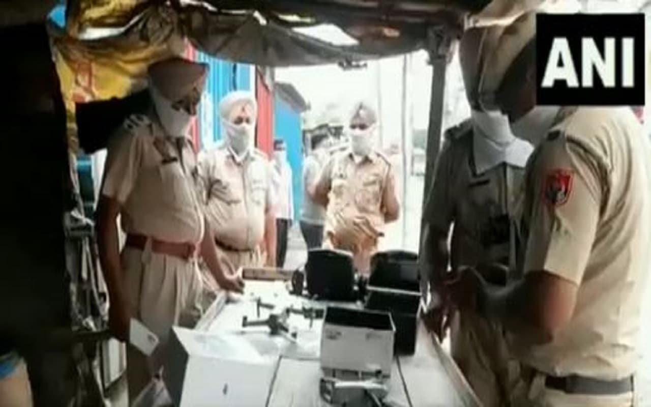 मुंगेर में पानी के लिए ग्रामीणों ने किया हंगामा और रोड जाम, आंदोलन की दी धमकी