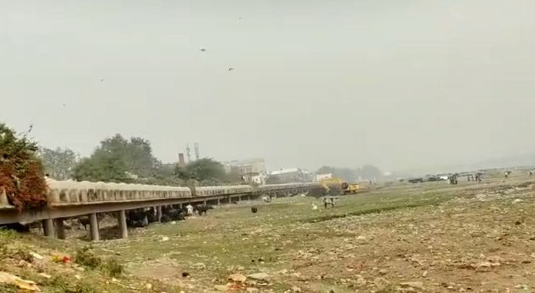 Shehnaaz Gill ने पंजाब में बूढ़ी औरतों के साथ किया गिद्दा, फैंस बोले – बिग बॉस वाली सना को देखकर खुशी… Shehnaaz Gill ने पंजाब में बूढ़ी औरतों के साथ किया गिद्दा, फैंस बोले – बिग बॉस वाली सना को देखकर खुशी…