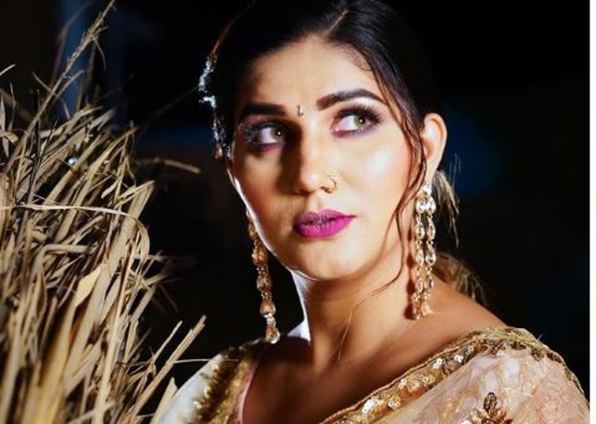 Sapna Choudhary के नए गाने 'पतली कमर' ने मचाया धमाल, इंटरनेट पर ताबड़तोड़ हो रहा वायरल