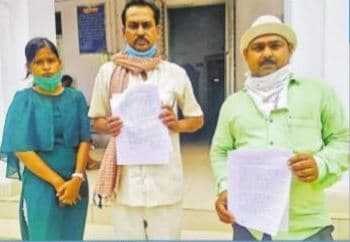 दुल्हन बनीं पत्रलेखा ने लाल दुपट्टे में राजकुमार के लिए लिखवाया स्पेशल नोट, आप भी देखें ये मेसेज