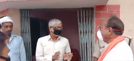यह इलाका हिन्दुस्तान में है या पाकिस्तान में, विधायक से पूछा लोगों ने सवाल