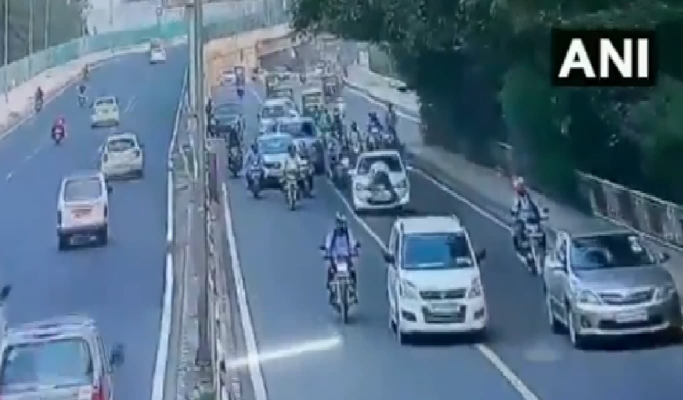 Hit And Run: महाराष्ट्र में कार चालक ने ट्रैफिक पुलिस को टक्कर के बाद 20 किलोमीटर तक घसीटा, गिरफ्तार