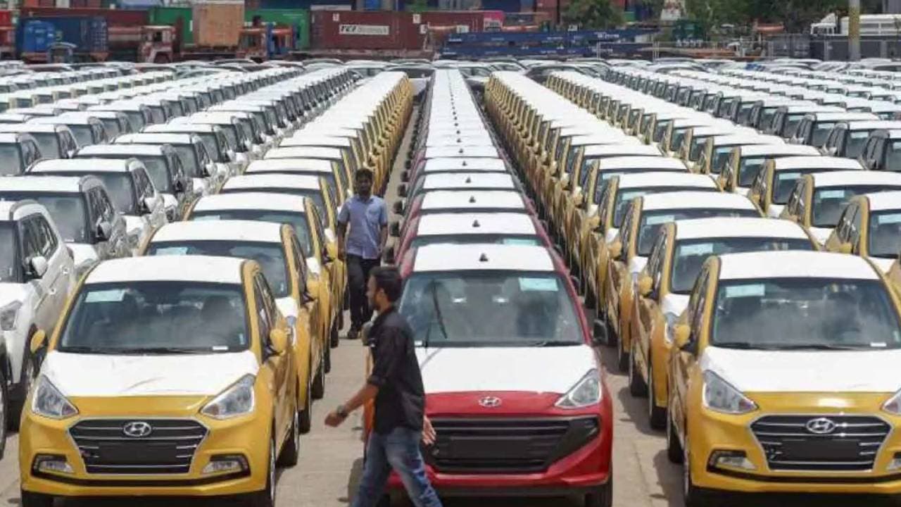 वित्त वर्ष 2023-24 की पहली छमाही में 9 फीसदी बढ़ी वाहनों की बिक्री, फाडा ने दी ये जानकारी