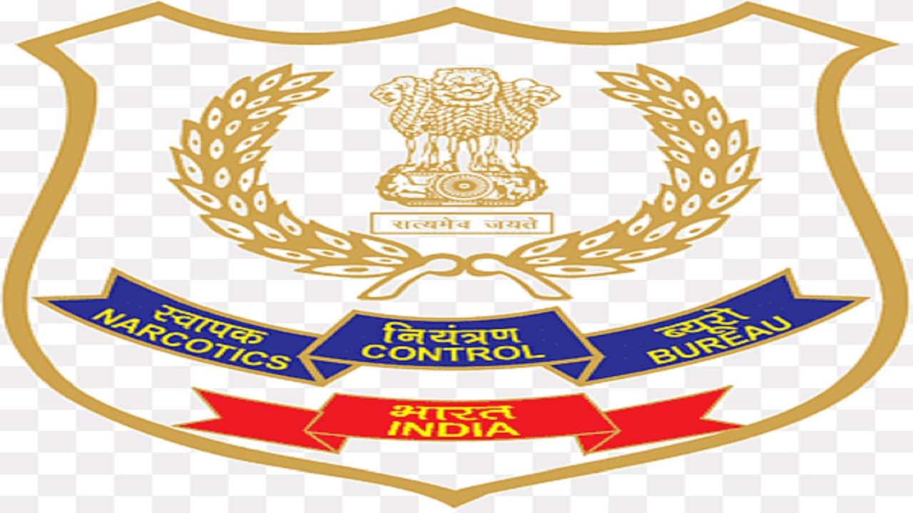 दिल्ली: प्रतिबंधित दवा बनाने वाली फैक्टरी का भंडाफोड़, हनी प्रोसेसिंग यूनिट की आड़ में हो रहा था निर्माण