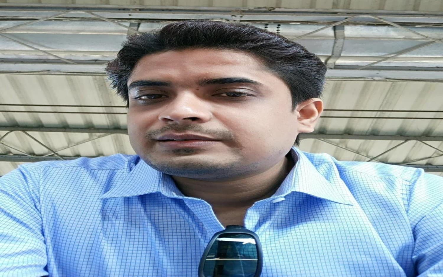 चक्रधपुर में कर्ज के जंजाल ने उजाड़ दिया हंसता-खेलता परिवार, गोल्डन ओपस स्कूल के संचालक ने की आत्महत्या