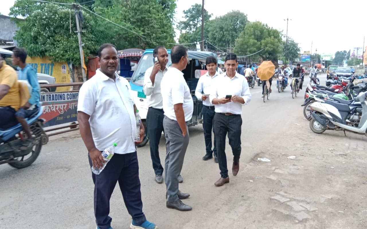 Jharkhand: चक्रधरपुर में शॉर्ट सर्किट से दुर्गा पूजा पंडाल में लगी आग, समय रहते पाया काबू