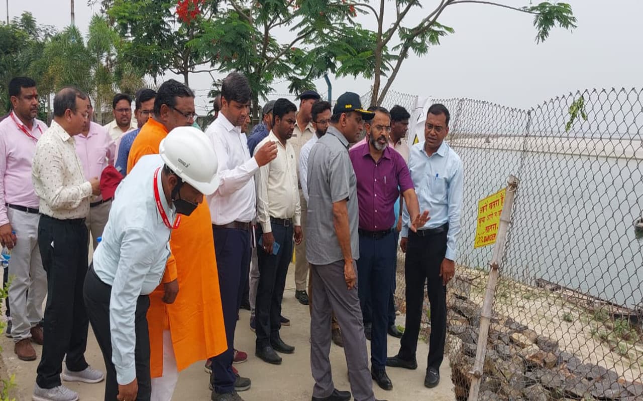 झारखंड : राष्ट्रीय स्वच्छ गंगा मिशन के डीजी पहुंचे साहिबगंज, बोले- गंगा को स्वच्छ बनाने में सबकी हो भागीदारी