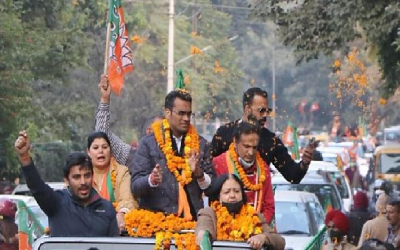 Chandigarh Mayor Election: बीजेपी की बड़ी जीत, AAP उम्मीदवार को एक वोट से हराया