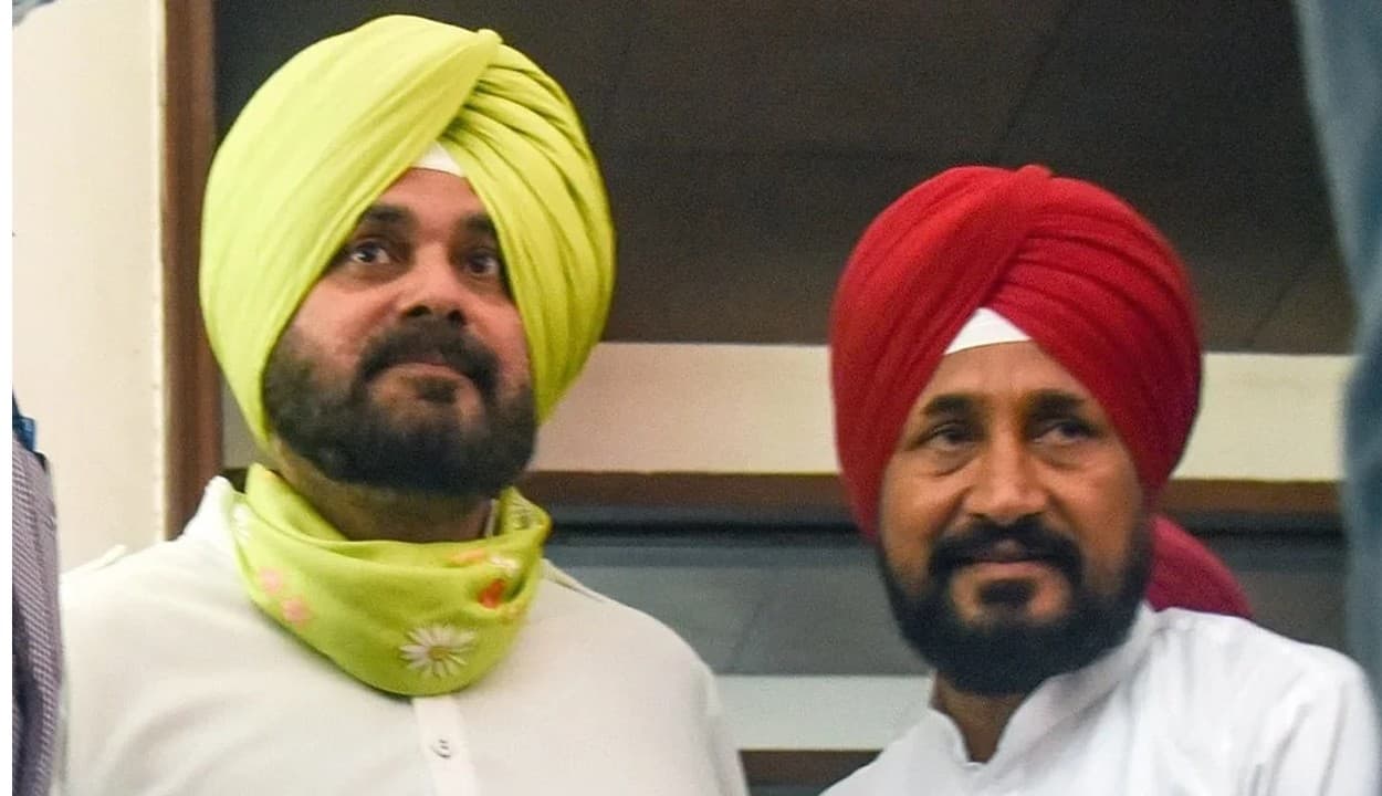पंजाब में चन्नी को सीएम का चेहरा बनाने की तैयारी में कांग्रेस, नवजोत सिंह सिद्धू को लग सकता है झटका