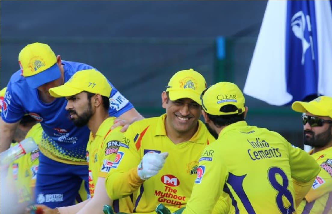 IPL 2021 : धौनी और रैना आईपीएल 2021 खेलेंगे या नहीं ? CSK ने दिया बड़ा अपडेट, भज्जी का छूटा साथ IPL 2021 : धौनी और रैना आईपीएल 2021 खेलेंगे या नहीं ? CSK ने दिया बड़ा अपडेट, भज्जी का छूटा साथ
