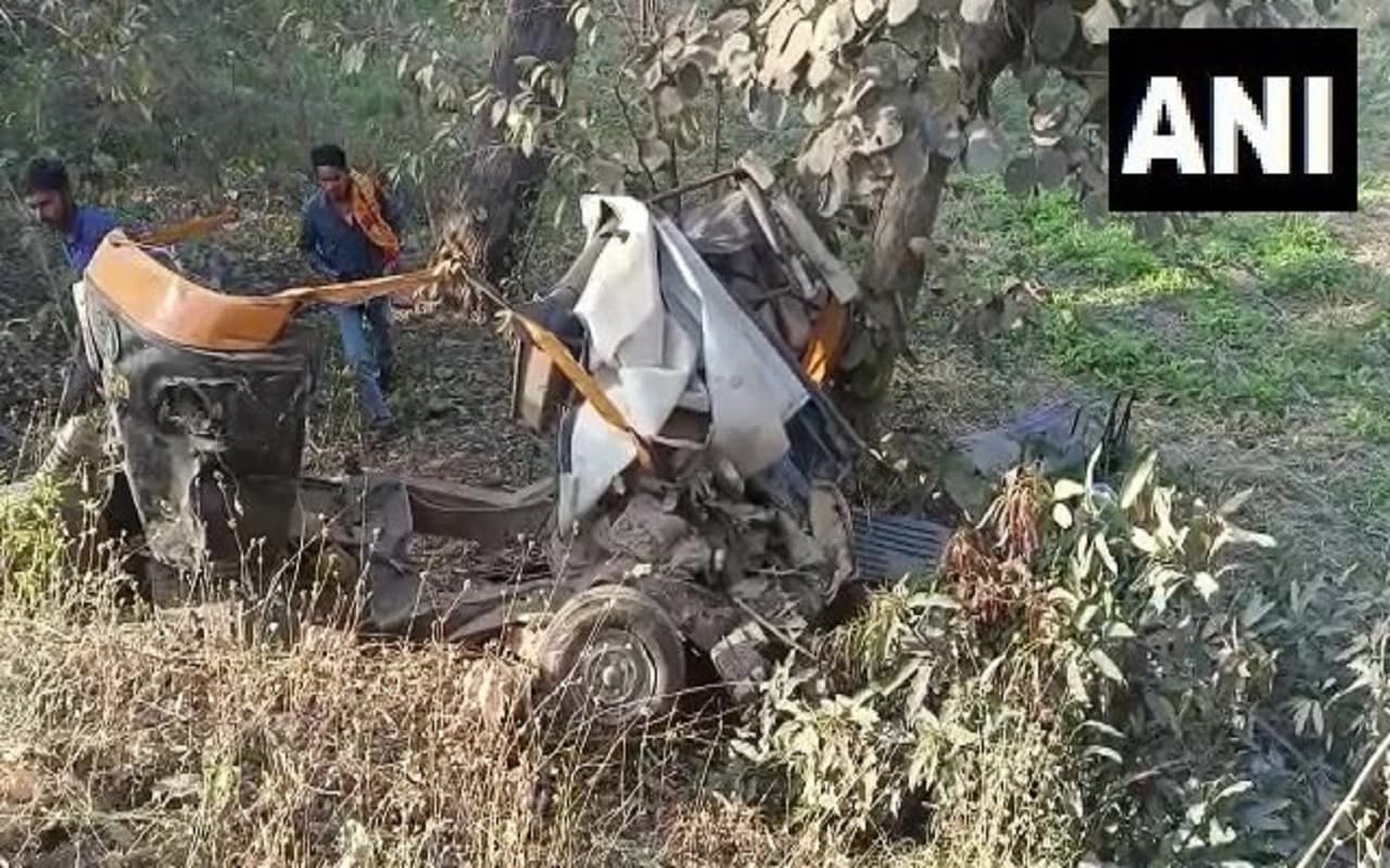 छत्तीसगढ़ के कांकेर में स्कूली छात्रों को ले जा रहे ऑटो की ट्रक से टक्कर, 7 बच्चों की मौत