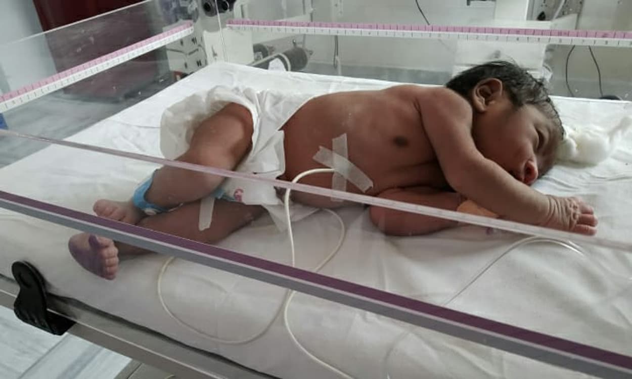 गुमला में नवजात के नहीं मिले माता- पिता, बच्चे की गोद लेने की प्रक्रिया शुरू