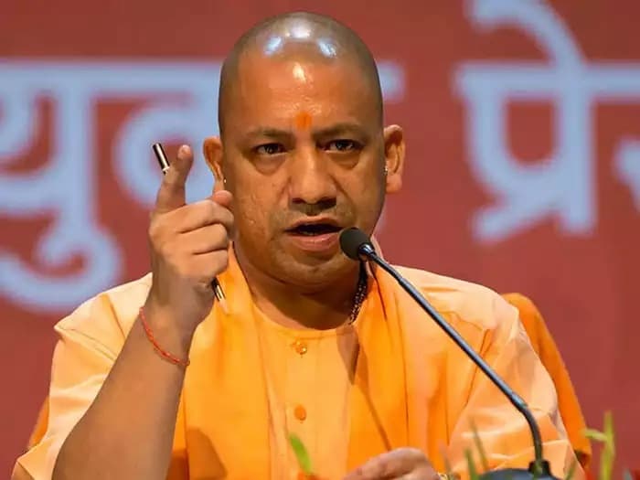 UP News: योगी के हर मंत्री के पास होगा जिले का प्रभार, नोडल अफसर होंगे तैनात, BJP का मिशन 2024 पर फोकस