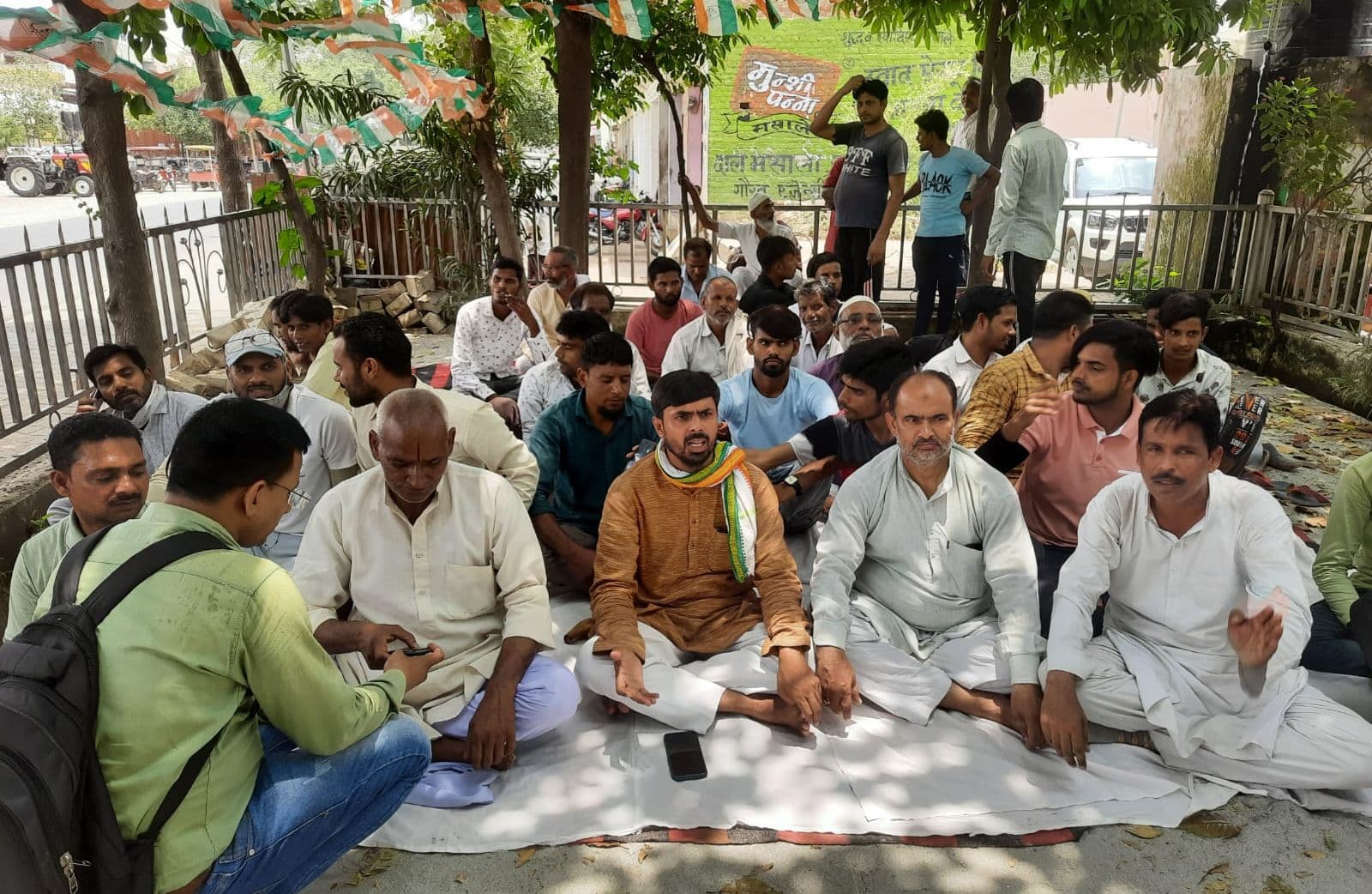 बरेली में कांग्रेस का अग्निपथ योजना के विरोध में सत्याग्रह, आरोप- युवाओं का सपना चकनाचूर किया