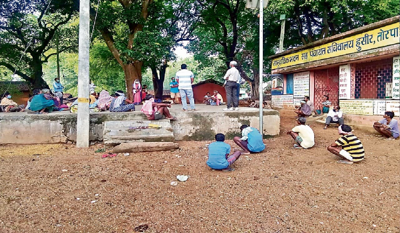 Good News: खूंटी के तोरपा में 100 फीसदी वैक्सीनेशन, कभी मेडिकल टीम को घुसने से रोका था, जानिए कैसे बदली तस्वीर
