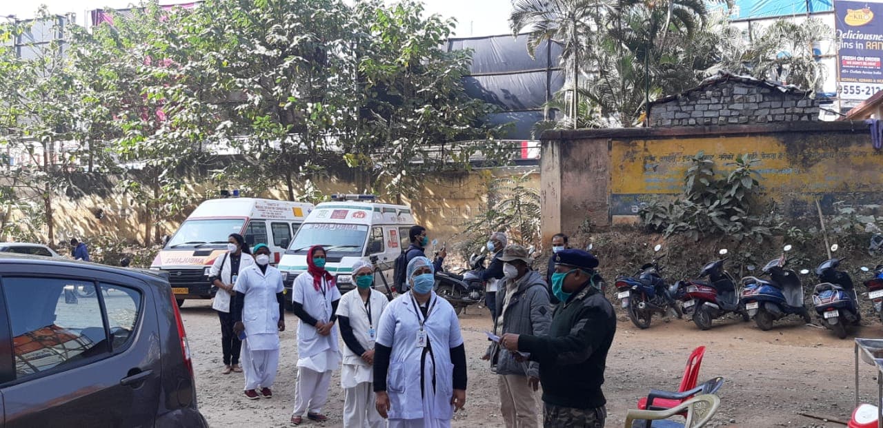 Corona Vaccination Dry Run : कोरोना का टीका लेने से डॉक्टर व नर्स ने किया इनकार, काउंसेलिंग के बाद मानी, रांची सदर अस्पताल में हुआ रिहर्सल