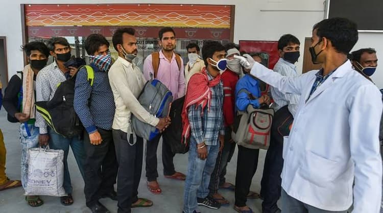 मुंबई से पहुंची फ्लाइट में यात्री मिला पॉजिटिव, होम कोरेंटिन में भेजा गया खगड़िया