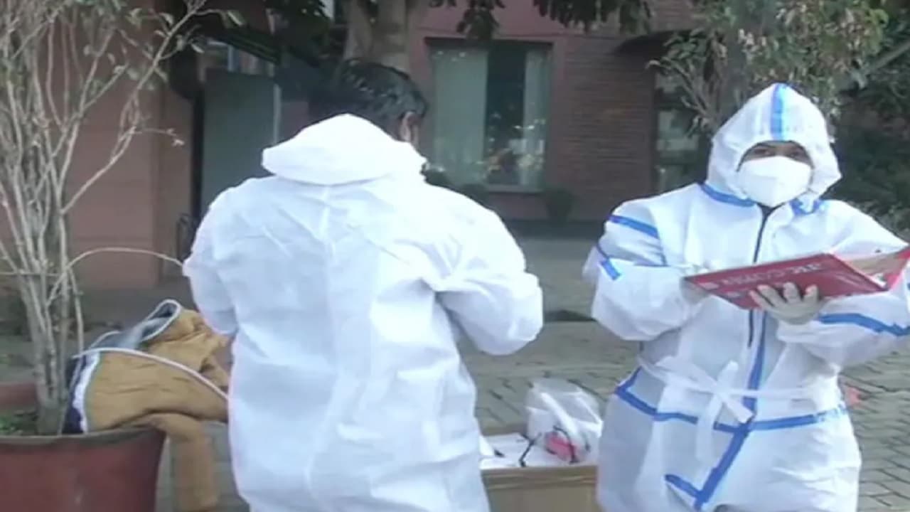 Coronavirus in Mumbai: मुंबई में बढ़ रहा कोरोना का खतरा! अस्पतालों में चालू किए गए कोविड वार्ड