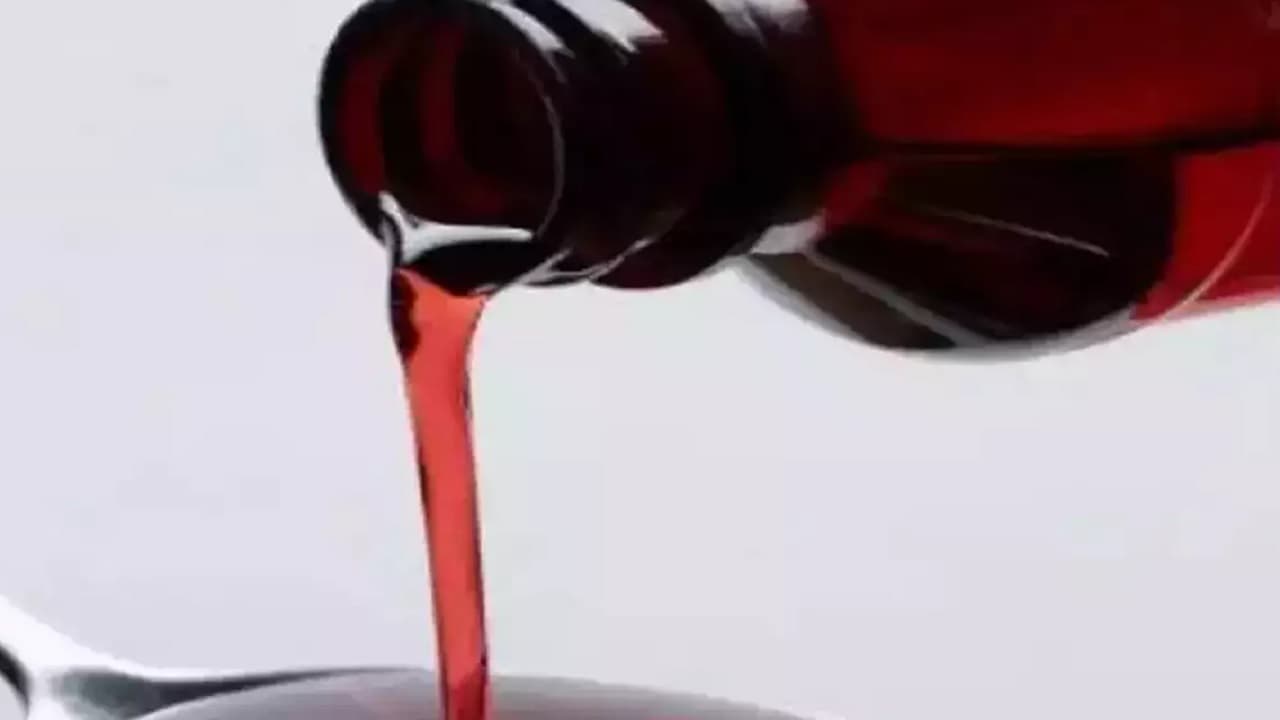 Cough Syrup Deaths: उज्बेकिस्तान में 18 बच्चों की मौत के बाद WHO का अलर्ट, भारत में तैयार दो कफ सिरप का जिक्र
