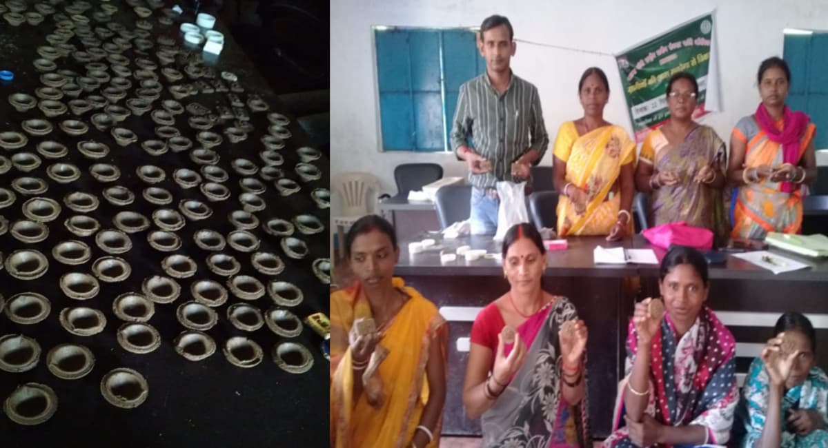 Jharkhand News: इस दीपावली गोबर से बने दीये से करें अपने घर को रोशन, जानें इसकी खासियत, देखें Pics