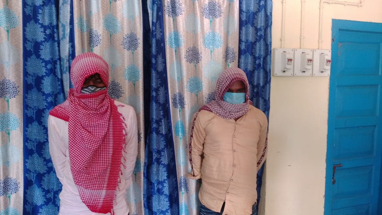 कुख्यात साइबर अपराधी सीताराम मंडल के चचेरे ससुर नंदलाल मंडल व विक्की मंडल गिरफ्तार