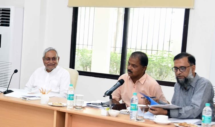 सात निश्चय पार्ट-2 पर अमल करने में जुटी बिहार सरकार, नया विभाग गठित करने का फैसला, 20 लाख रोजगार पर भी शुरू हुआ काम