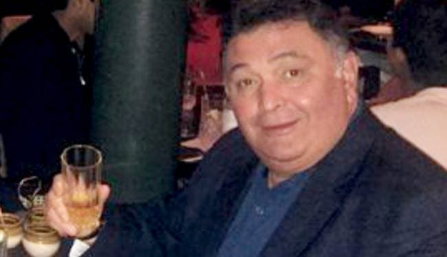 ऋषि कपूर ने उठाया था नीतीश सरकार के फैसले पर सवाल, कहा था- ''मैं नहीं आ रहा बिहार'', ...जानें क्या था मामला?