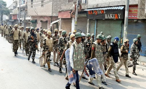 विपक्ष ने दिल्ली हिंसा की न्यायिका जांच की मांग की, गृह मंत्रालय और पुलिस पर खड़े किये सवाल