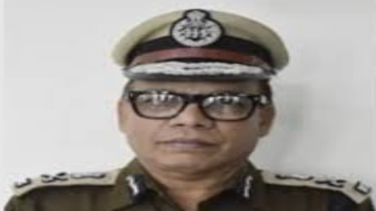 यूपी पुलिस चंद्रमा की स्थिति के हिसाब से बनाएगी क्राइम कंट्रोल की योजना डीजीपी का वीडियो वायरल