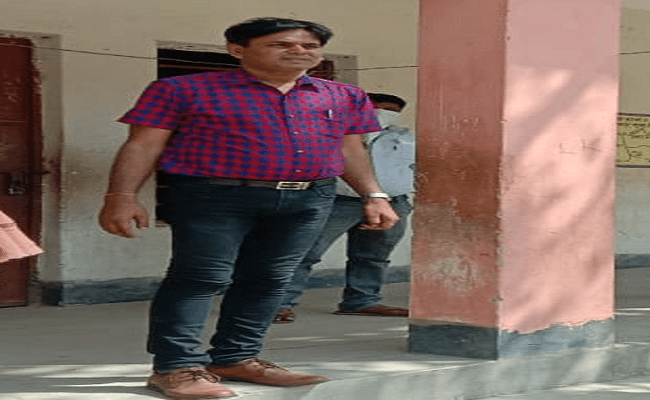 दूसरे राज्यों से आये लोगों की स्क्रीनिंग को लेकर दरभंगा के डीएम को मिली जान से मारने की धमकी, दो लाख के इनाम का ऐलान