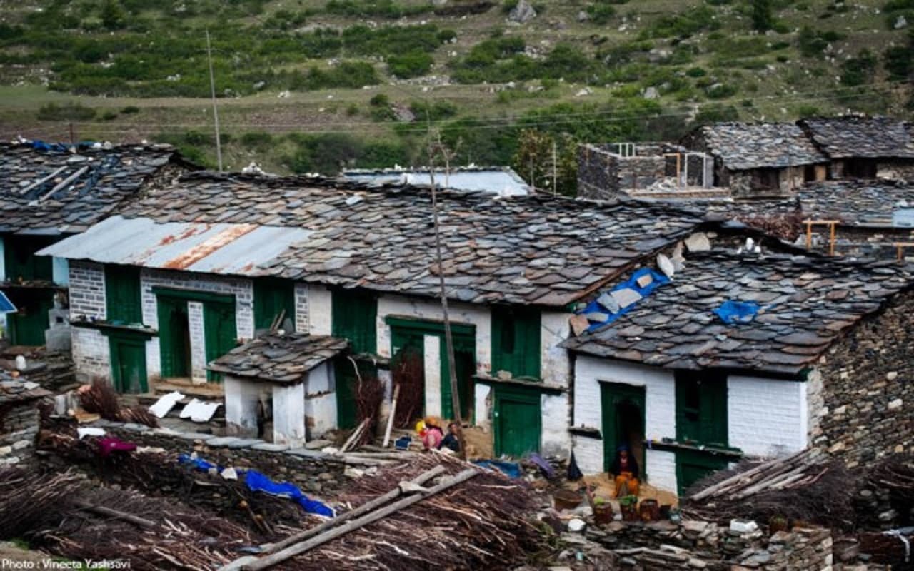 उत्तराखंड: Joshimath की तरह ना उजड़ जाए आशियाना, चीन से सटे 14 पहाड़ी गांवों के लोगों ने शुरू किया विरोध जताना