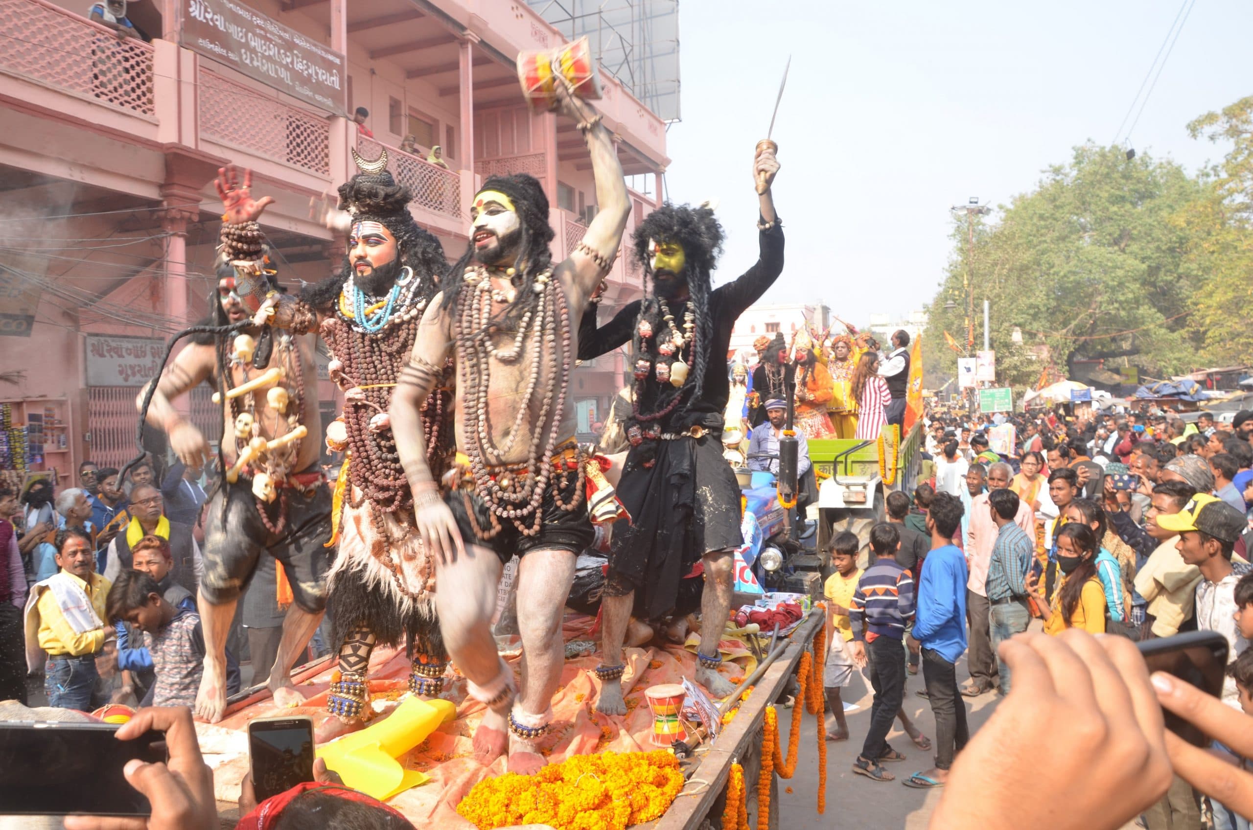 Mahashivratri 2022: दूल्हा बने महादेव,भूत पिशाच बाराती, मुजफ्फरपुर में रामभजन आश्रम से निकली शिव बारात