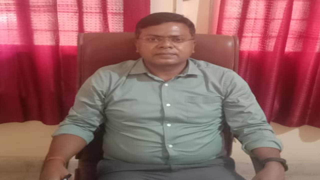 वाहनों में बोर्ड लगा कर घूमने वालों की अब खैर नहीं, परिवहन विभाग जल्द चलायेगा अभियान, होगी कार्रवाई