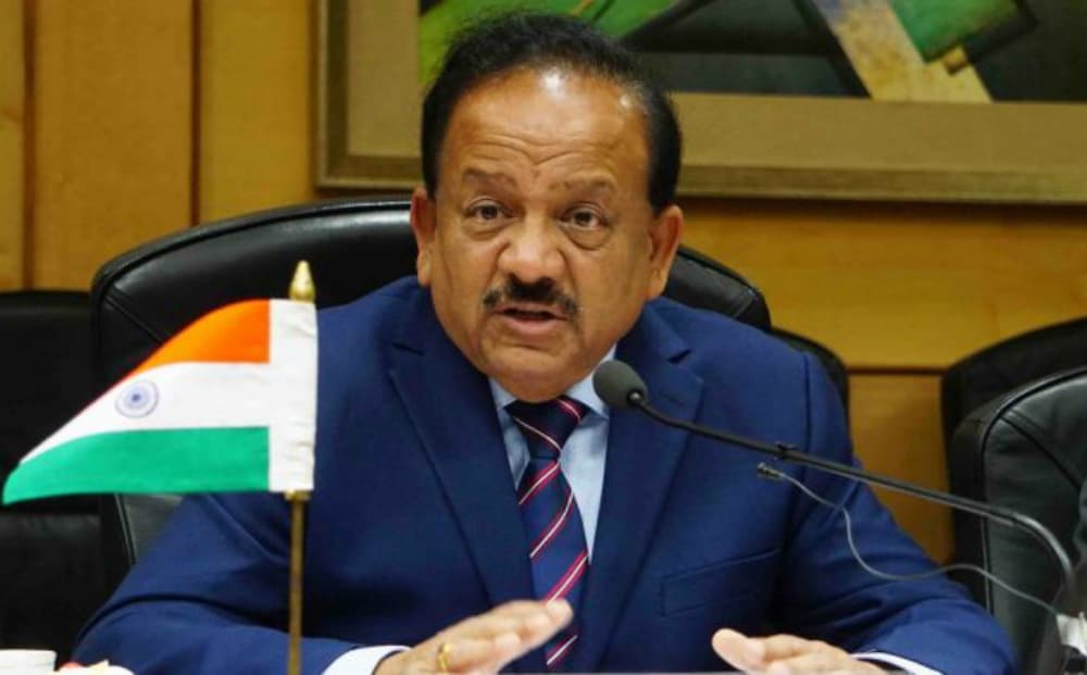 Coronavirus Vaccine : आखिर स्वास्थ्य मंत्री ने क्यों कहा, ... तो सबसे पहले मैं लगवाऊंगा कोरोना वैक्सीन