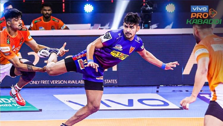 Pro Kabaddi: दबंग दिल्ली ने पुनेरी पलटन को रोमांचक मुकाबले में 41-30 से हराया, चमके नवीन कुमार