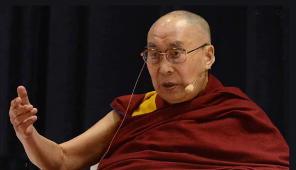 दलाई लामा के उत्तराधिकारी की मान्यता देने के मामले में चीन ने फंसाया पेंच, नए बौद्ध धार्मिक गुरु को लेकर जारी किया श्वेत पत्र