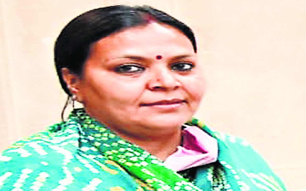 केंद्र सरकार पर झारखंड का बकाया बढ़कर 2.36 लाख करोड़, मंत्री दीपिका पांडेय सिंह का बड़ा बयान